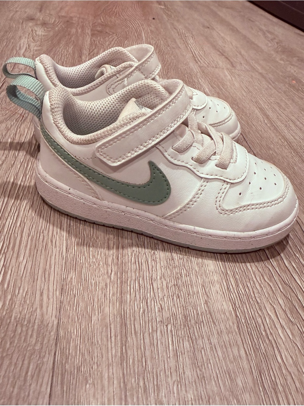 Nike Court Bourough Low Recraft toddler shoes size 8 in White/Geode Teal/Jade